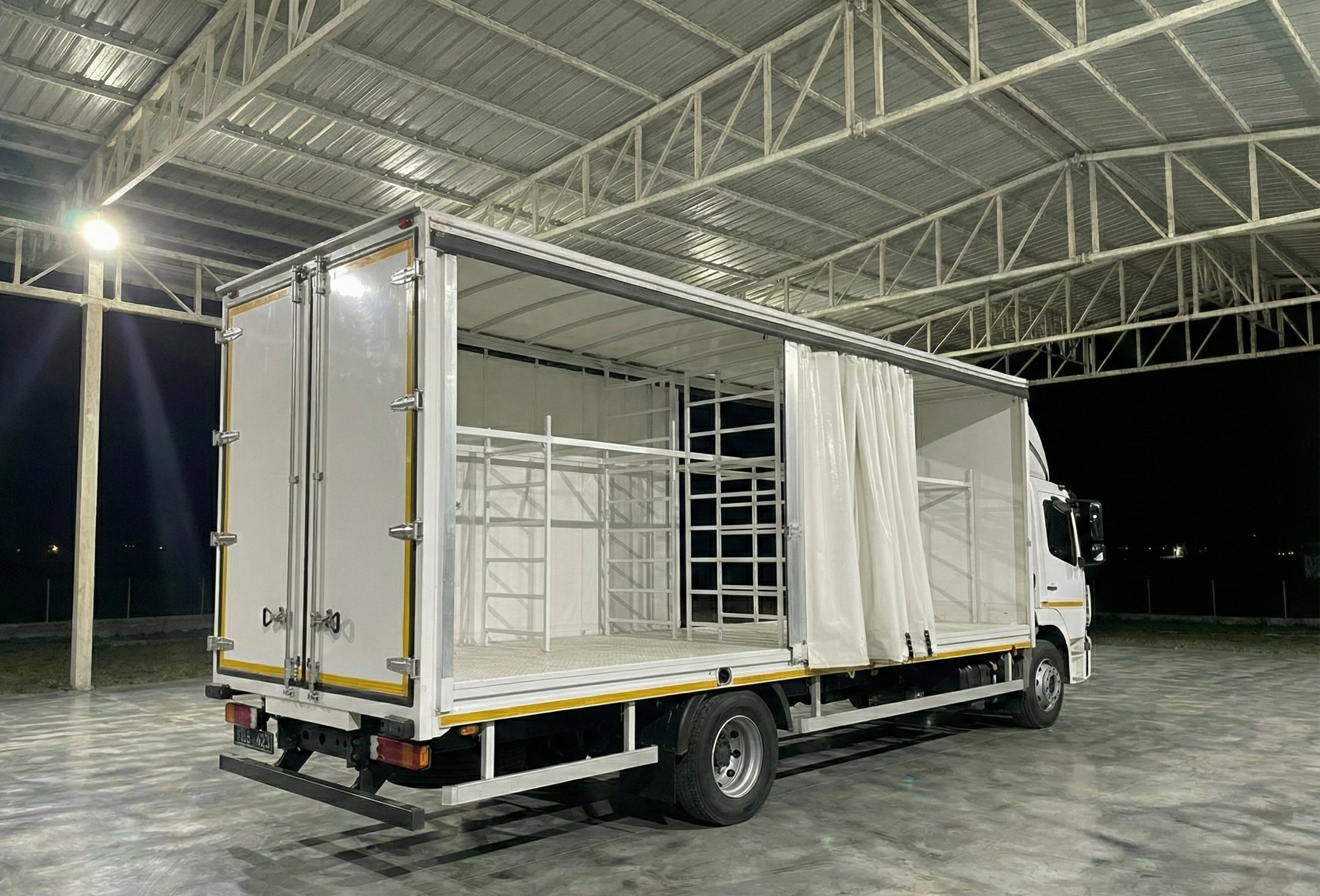 Mercedes Atego | Hızlı Kayar Perde Kasa